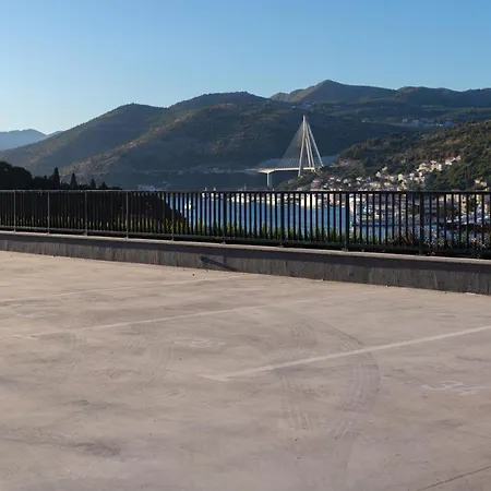 Apartament Fjoret *